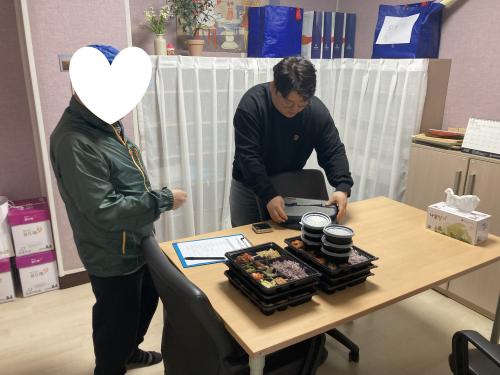 육거리삼십일미삼삼오삼_도시락 지원(5월)